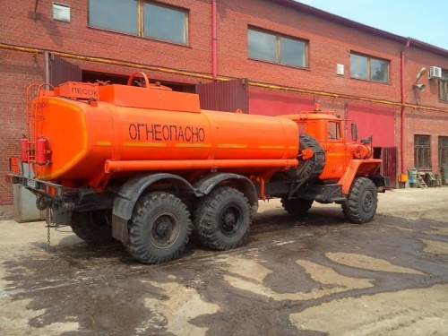 Аренда бензовоза 12 м3 — Урал АЦ-12